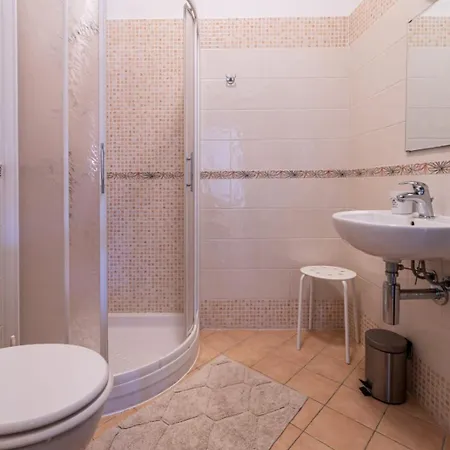 Ale House Experience *